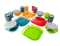 GSI Outdoors Infinity 4 Person Deluxe Tableset- Multicolor
